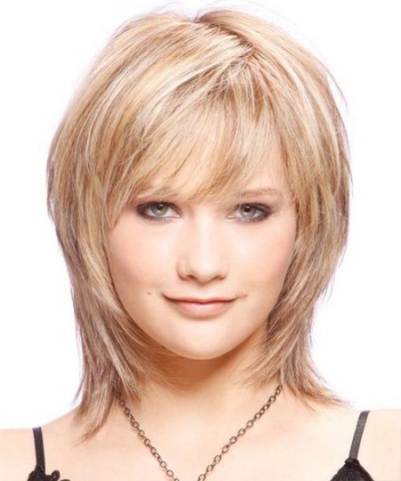 10 Best Haircuts for Round Face
