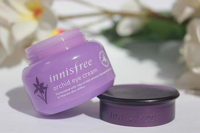 Innisfree Orchid Eye Cream Review (7)