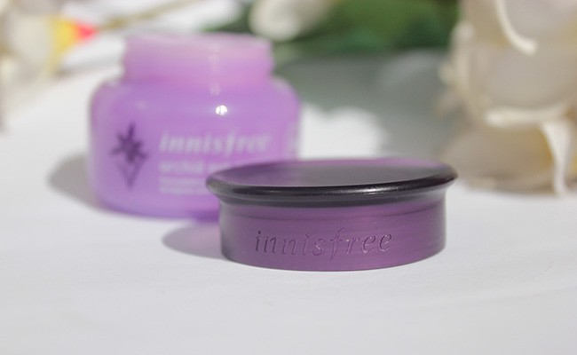 Innisfree Orchid Eye Cream Review (9)