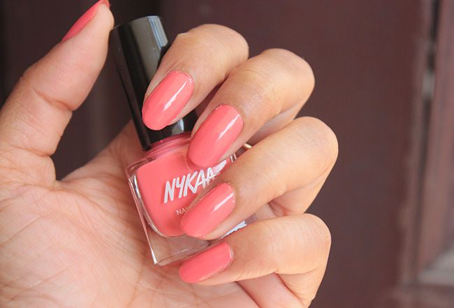 Nykaa Nail Polish Strawberries n Cream Review Swatch (7)