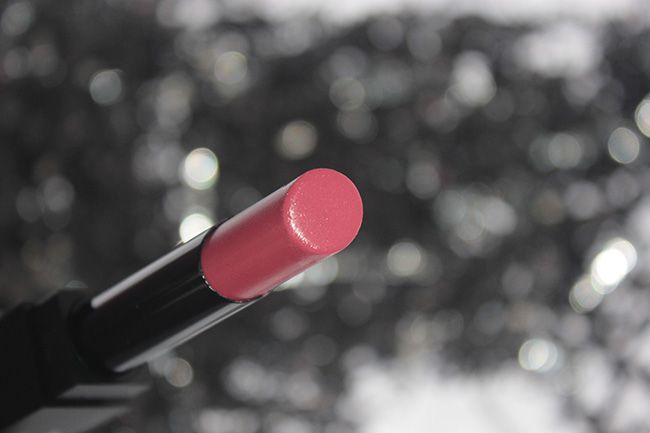 Sugar Cosmetics It’s A Pout Time! Vivid Lipstick Breaking Bare Review Swatch FOTD (11)