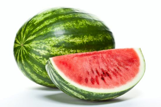 5 Refreshing Homemade Face Packs For Summers watermelon