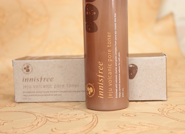 Innisfree Jeju Volcanic Pore Toner Review (6)