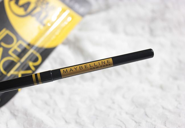 Maybelline Colossal Super Black Kajal Review Swatch (5)