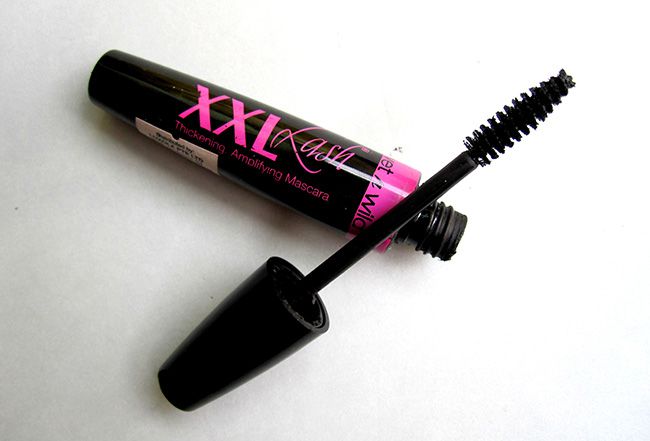 Wet n Wild XXL Lash Mascara Review (4)Wet n Wild XXL Lash Mascara Review (4)