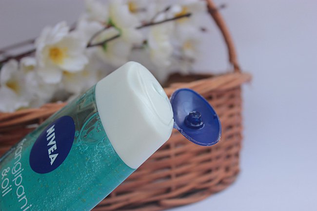 Nivea Frangipani And Oil Shower Gel Review (4)