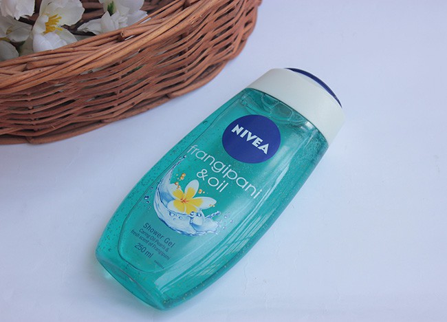 Nivea Frangipani And Oil Shower Gel Review (7)