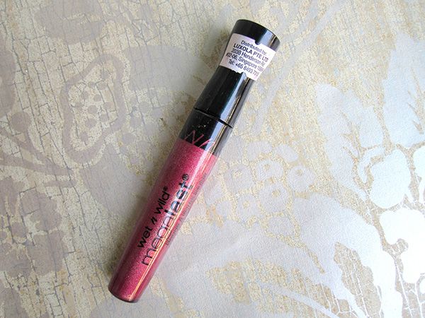 Wet n Wild Megalast Liquid Lip Color E930A Raisin The Roof Review Swatch (4)