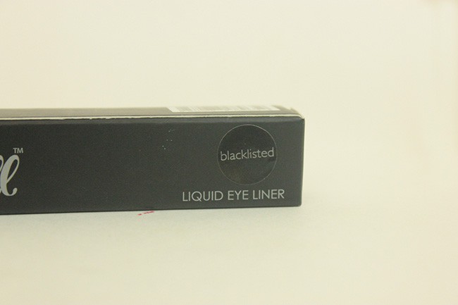 Be A Bombshell Liquid Eyeliner Blacklisted Review Swatches (3)