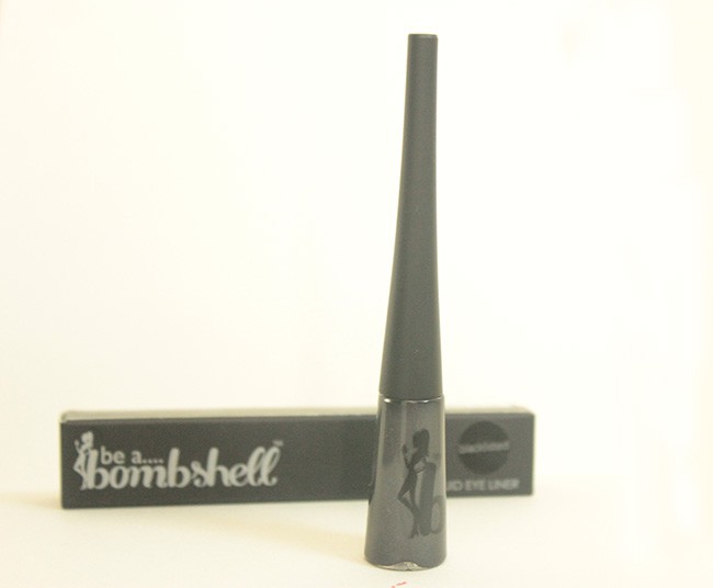 Be A Bombshell Liquid Eyeliner Blacklisted Review Swatches (5)