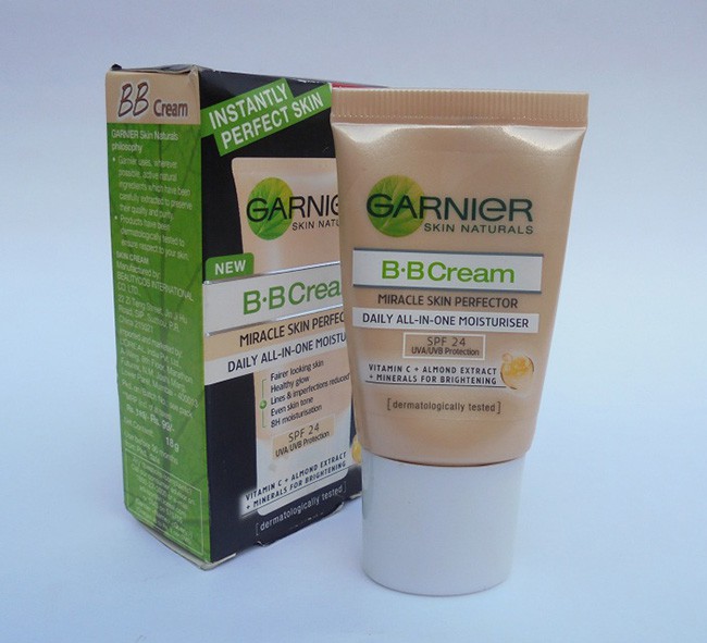 Garnier BB Cream Miracle Skin Perfector Review (2)