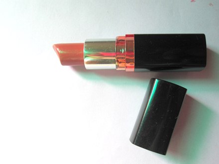 Maybelline Color show Lipstick–309 Caramel Custard Review (5)