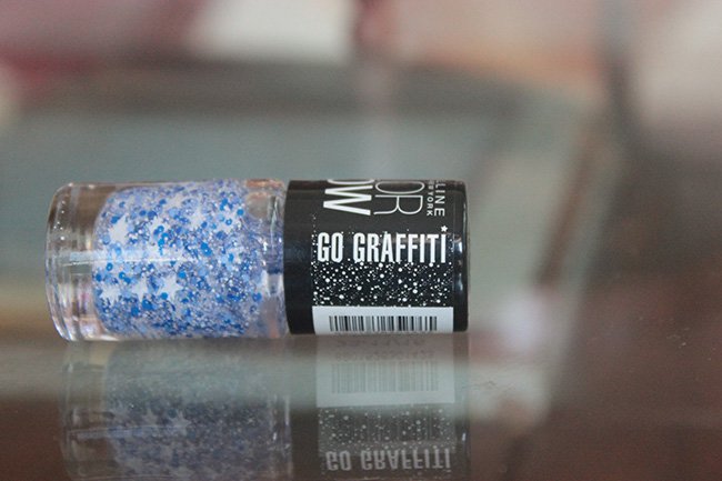 Maybelline Color Show Go Graffiti Nail Polish Star Struck Review Swatches (2)