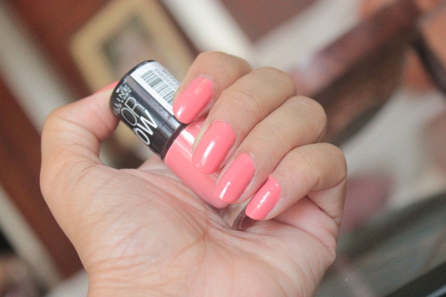 Maybelline Color Show Nail Polish Coral Craze Review Swatches (7)