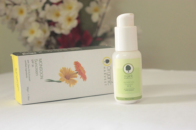 Organic Harvest Monsoon Sunscreen SPF 30 Review (9)