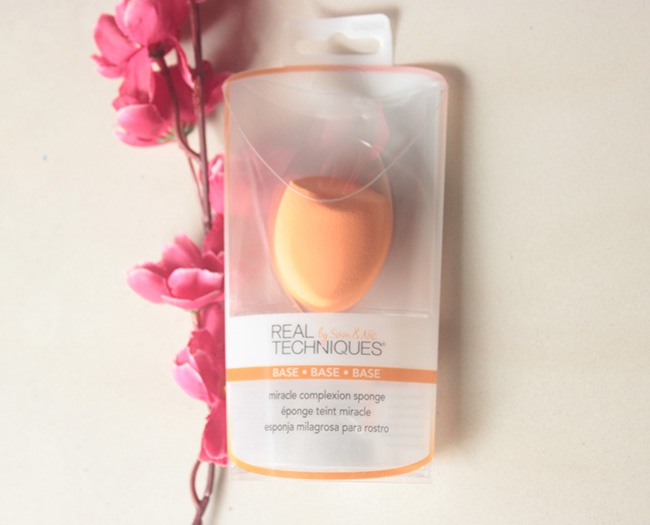 Real Techniques Miracle Complexion Sponge Review (3)