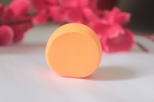 Real Techniques Miracle Complexion Sponge Review (4)