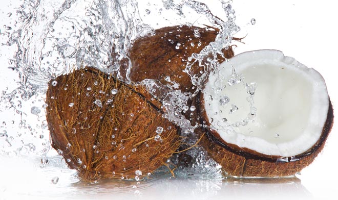 How To Get Glowing Skin During Pregnancy- coconut water
