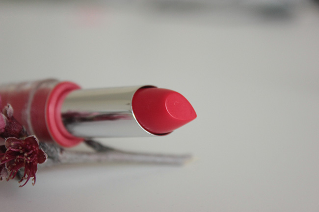 maybelline-superstay-14hr-megawatt-lipstick-in-red-rays-review-swatches-6maybelline-superstay-14hr-megawatt-lipstick-in-red-rays-review-swatches-6