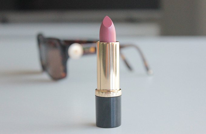 elizabeth-arden-ceramide-ultra-lipstick-rose-review-7