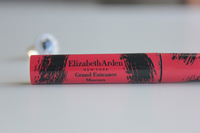 elizabeth-arden-grand-entrance-mascara-review-3