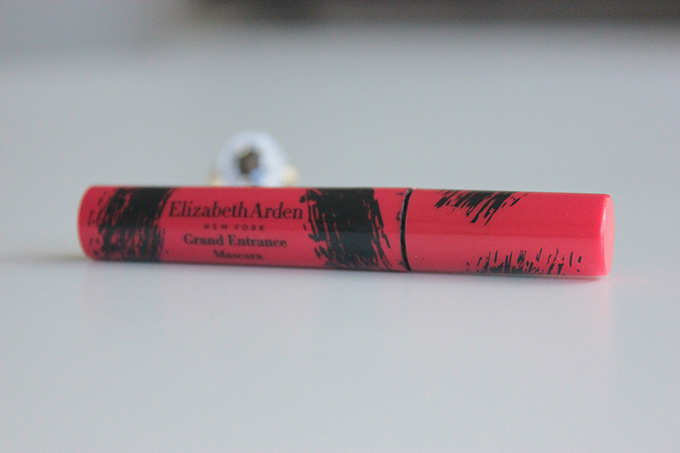 elizabeth-arden-grand-entrance-mascara-review-4