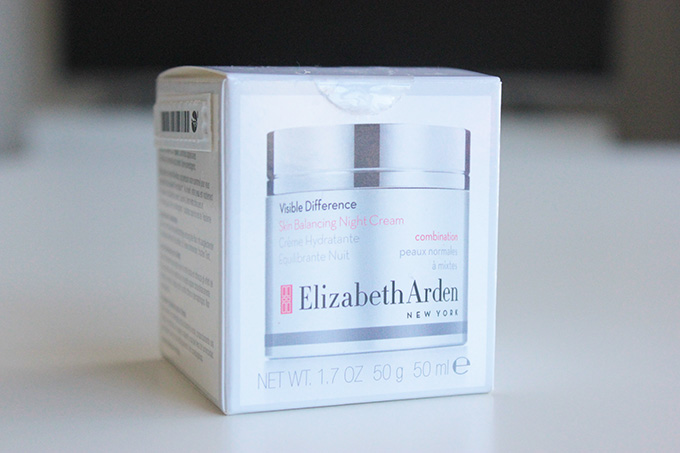 elizabeth-arden-visible-difference-skin-balancing-night-cream-review-3