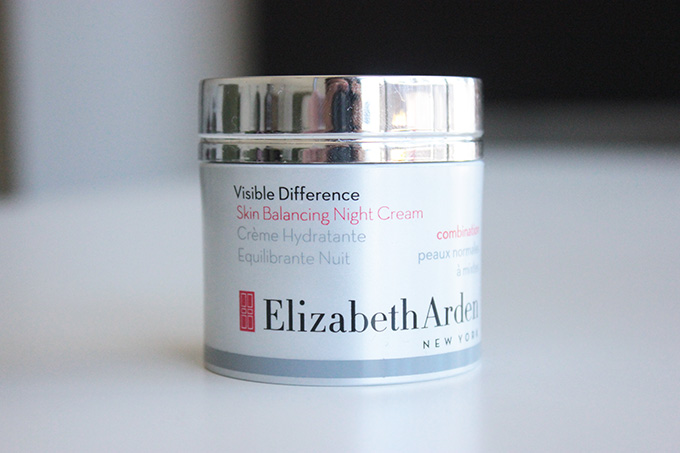 elizabeth-arden-visible-difference-skin-balancing-night-cream-review-5