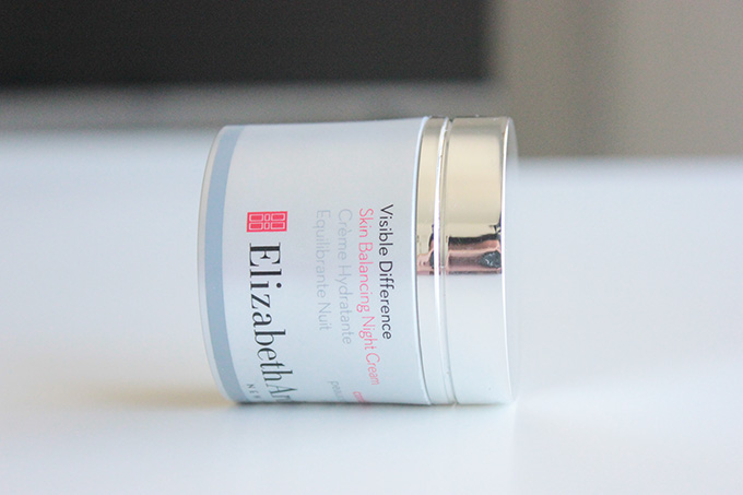 elizabeth-arden-visible-difference-skin-balancing-night-cream-review-6