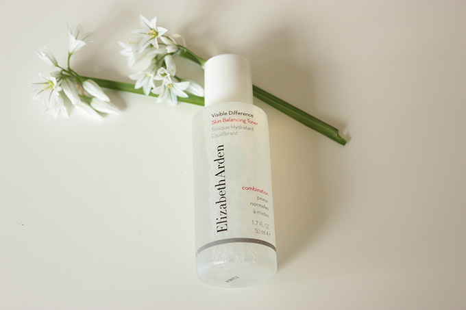 elizabeth-arden-visible-difference-skin-balancing-toner-review-1