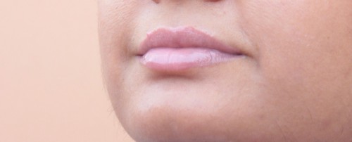 geri-g-lip-gloss-creme-in-shade-sweetness-review-swatches-13