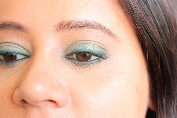 Maybelline The Colossal Kohl Jewelled Jade Review Swatches