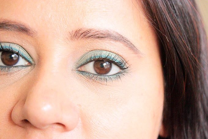 Maybelline The Colossal Kohl Jewelled Jade Review Swatches