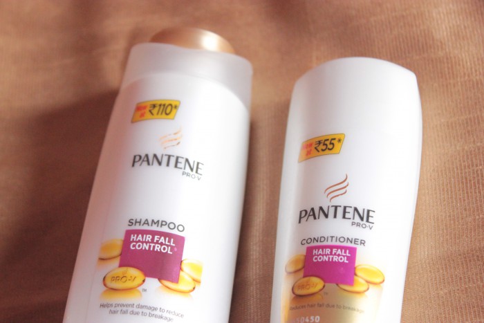 new-pantene-pro-v-hair-fall-control-shampoo-conditioner-review-4