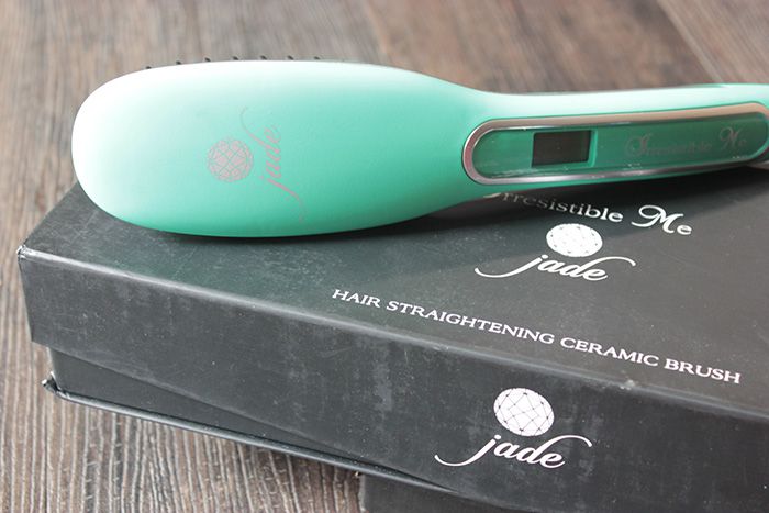 irresistible-me-jade-hair-straightening-ceramic-brush-review-7