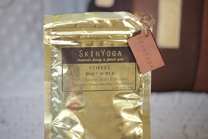 skin-yoga-coffee-body-scrub-review-2