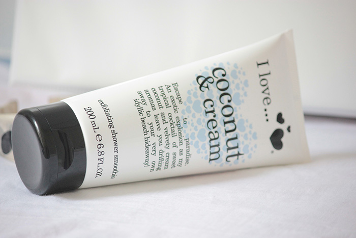 i-love-coconut-cream-exfoliating-shower-smoothie-review-3