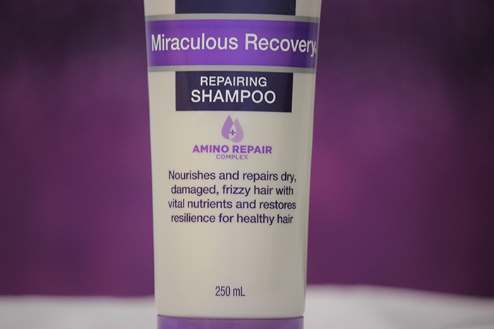 John Frieda Frizz Ease Miraculous Recovery Repairing Shampoo Conditioner Review (4)