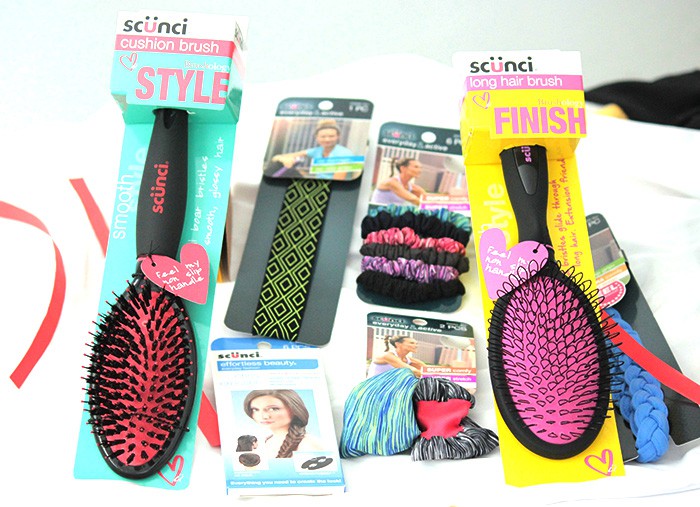 Style Your Hair With Scunci Hair Accessories & Brushes (2)