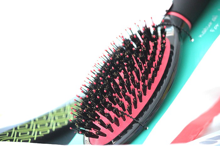 Style Your Hair With Scunci Hair Accessories & Brushes (7)