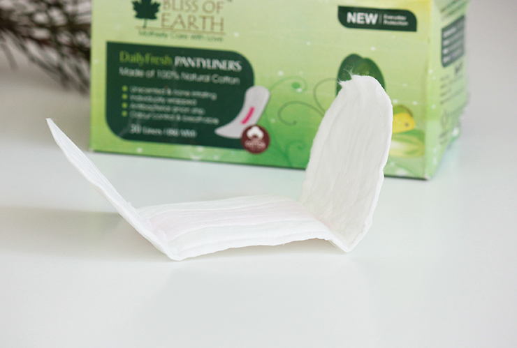 Bliss Of Earth Daily Fresh Panty Liners Review (9)