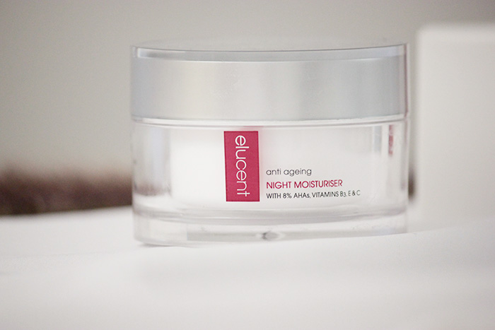 Elucent Anti Ageing Night Moisturizer Review (5)
