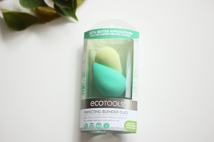 EcoTools Full Powder Brush, Micro Blending Brush And Perfecting Blender Duo Sponge Review (2)