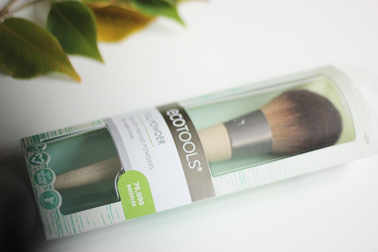 EcoTools Full Powder Brush, Micro Blending Brush And Perfecting Blender Duo Sponge Review (6)