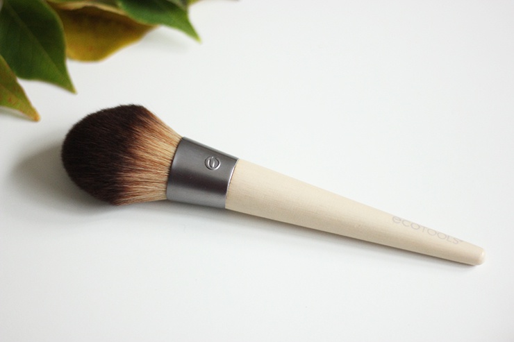 EcoTools Full Powder Brush, Micro Blending Brush And Perfecting Blender Duo Sponge Review (7)