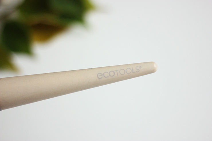 EcoTools Full Powder Brush, Micro Blending Brush And Perfecting Blender Duo Sponge Review (9)