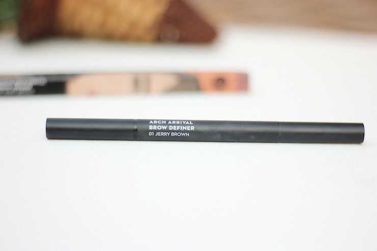 Sugar Cosmetics Arch Arrival Definer Review 10