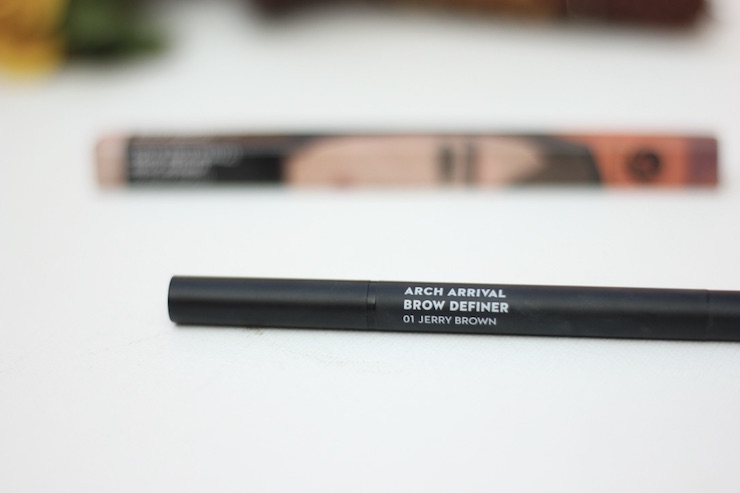 Sugar Cosmetics Arch Arrival Definer Review 4