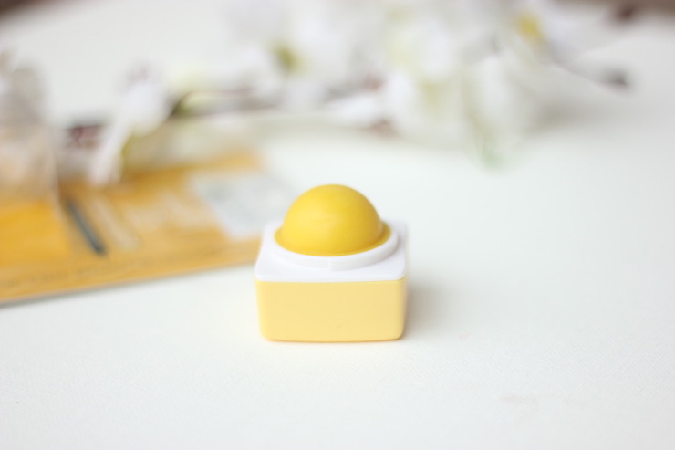 Organic Harvest Happy Lips Lip Balms Review 6