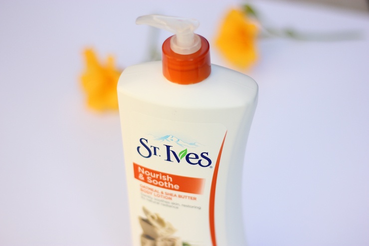 St. Ives Nourish And Soothe Oatmeal And Shea Butter Body Lotion Review 3__1529208239_99.234.183.234